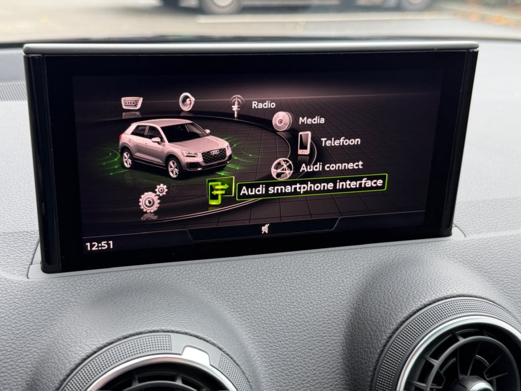 Audi Q2 35 tfsi 150pk s-tronic advanced | keyless | camera | carplay | elek