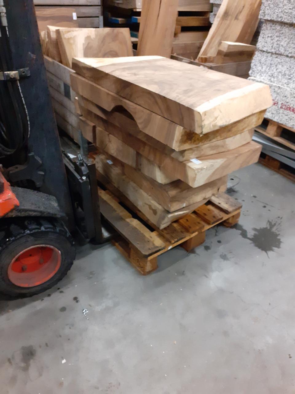 Kers plataan iep es linde boomstam bladen voor een leuke prijs