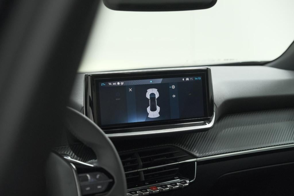 Peugeot E-2008 ev allure 54 kwh | 11 kw lader | warmtepomp | apple carplay 