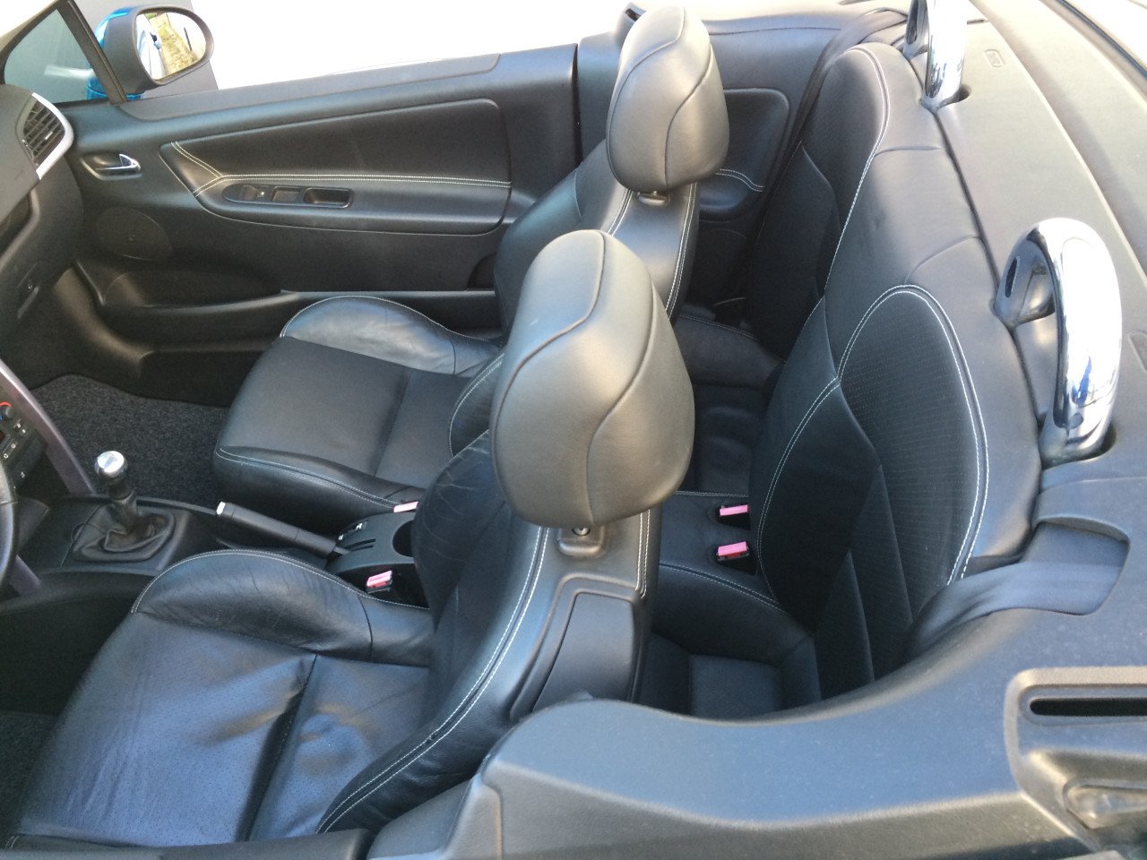 Peugeot 207 CC 1.6-16V T Sport LEES DE TEXT GOED!