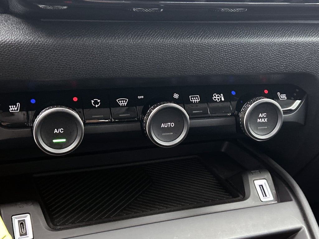 Citroen C4 130 pk feel pack | rijklaar | stoelverwarming | navigatie | appl