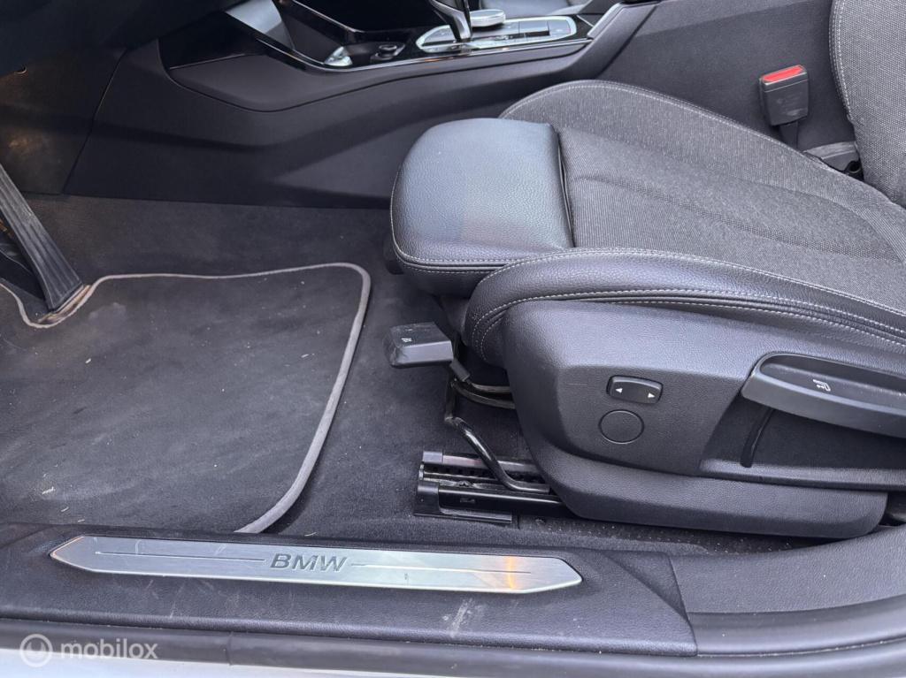 BMW 1 Serie 118i corporate lease sport navi camera