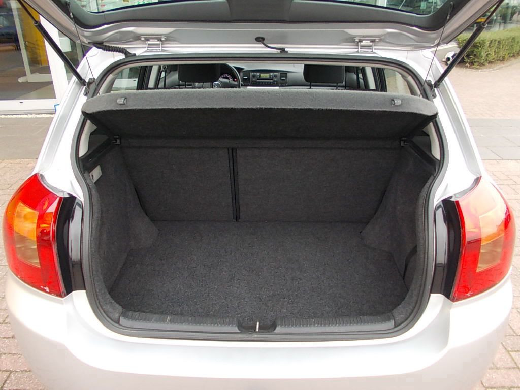 Toyota Corolla 2.0 d4-d airco / clima. 5-deurs