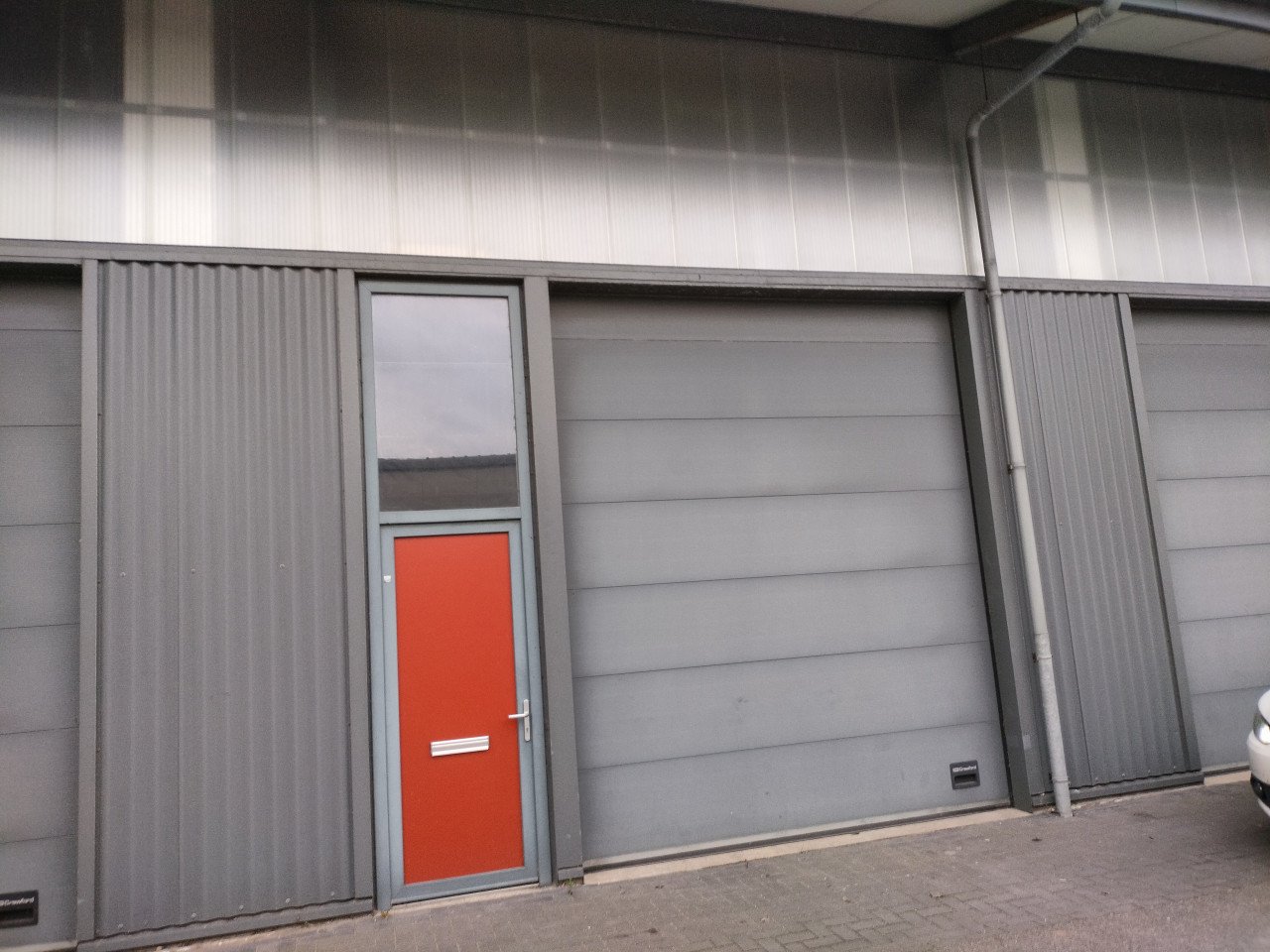 Te huur   164 M2 bedijfsruimte in Middelburg