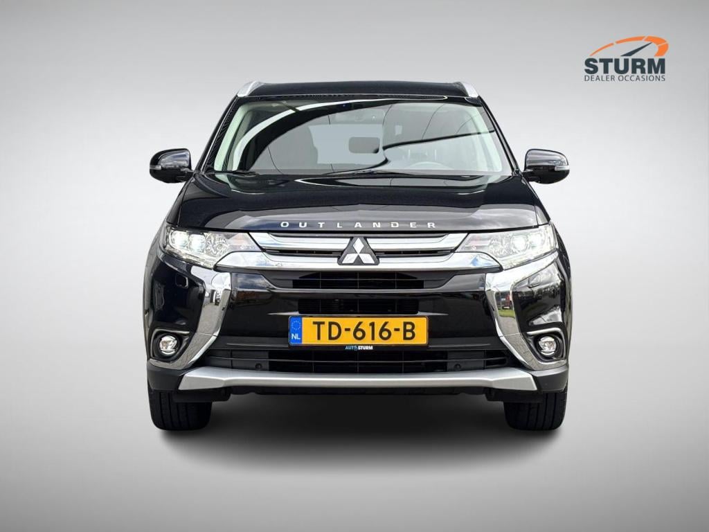 Mitsubishi Outlander 2.0 connect pro