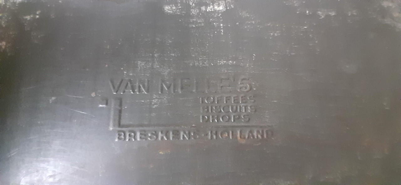Blik van Melle fruit decor, Breskens Holland