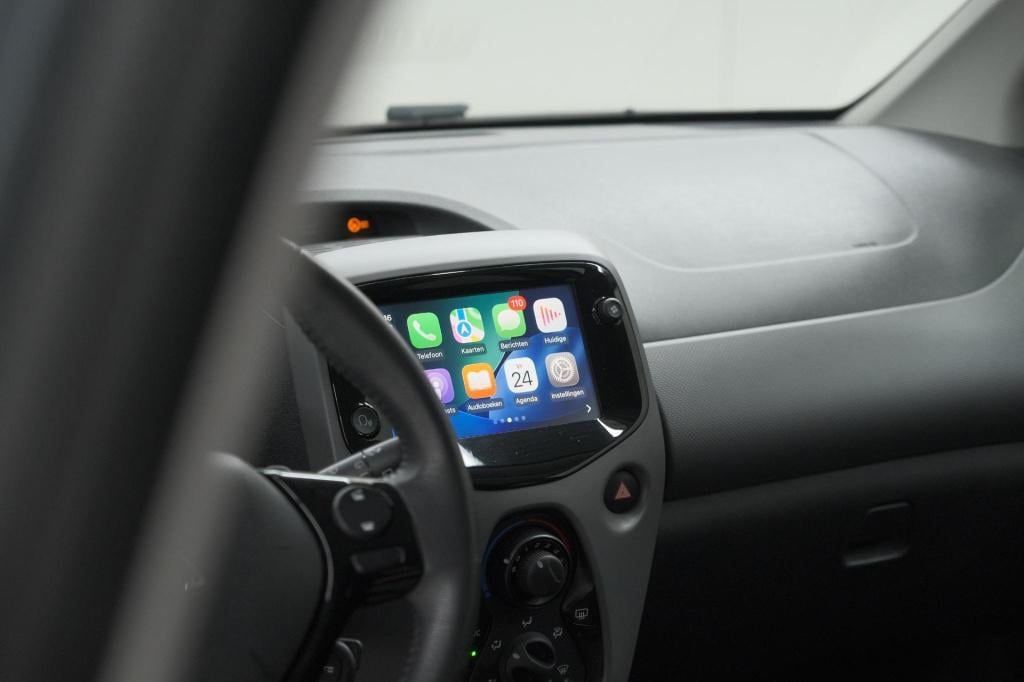 Peugeot 108 1.0 e-vti allure | automaat | camera | airco | apple carplay
