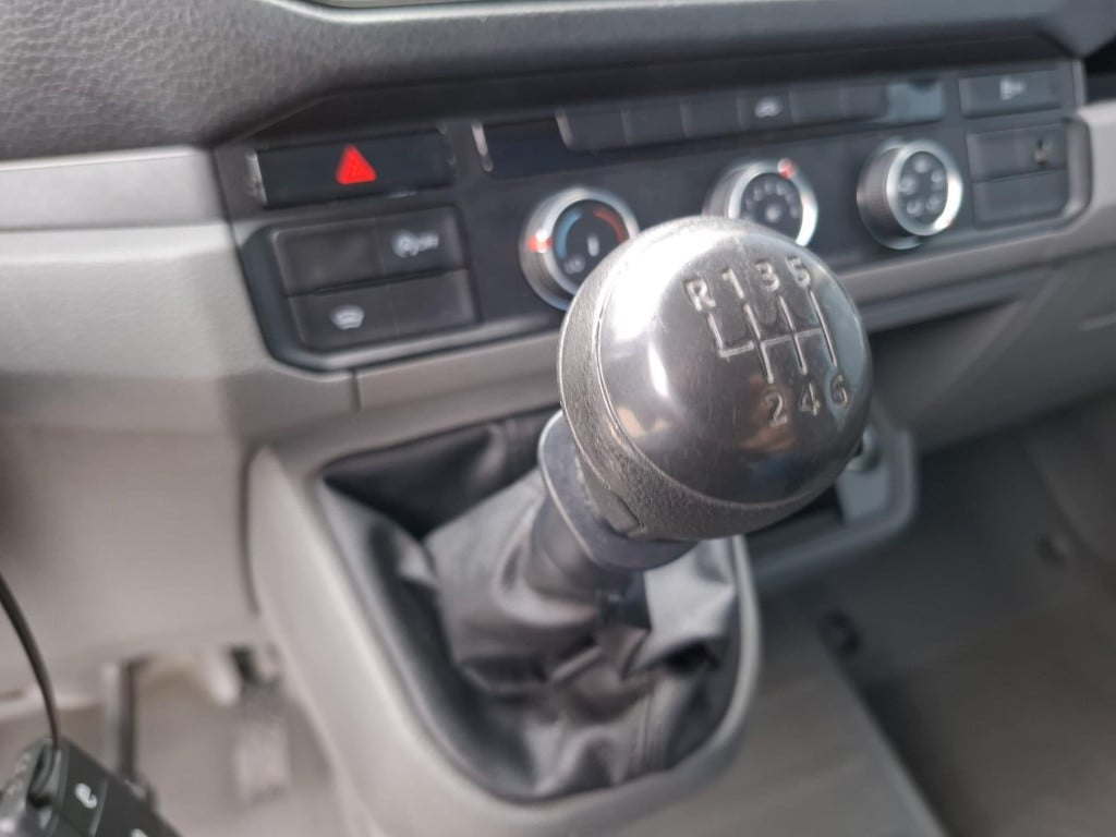 Volkswagen Crafter 35 2.0 tdi l4 trendline oprijwagen / ambulance / trailer