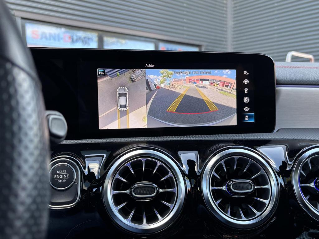 Mercedes-Benz Cla 250 e amg line premium plus pack, panoramadak + nl-auto!