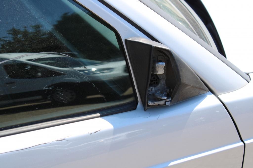 Mercedes-Benz 190 kleine schade r-voor 1.8 e basic