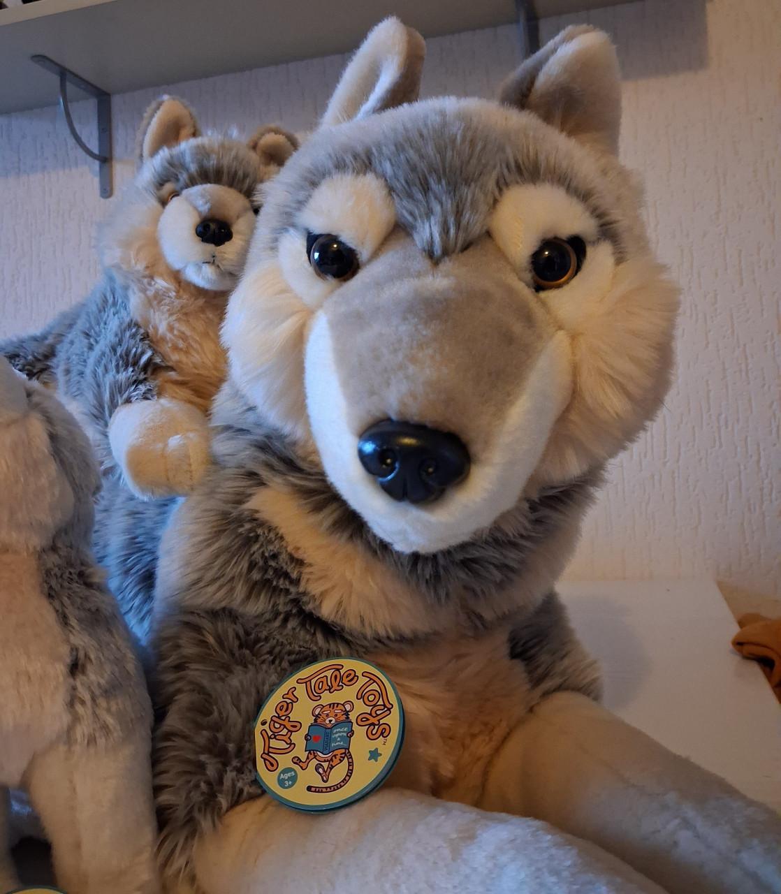 Wolven knuffels Tiger Tale Toys
