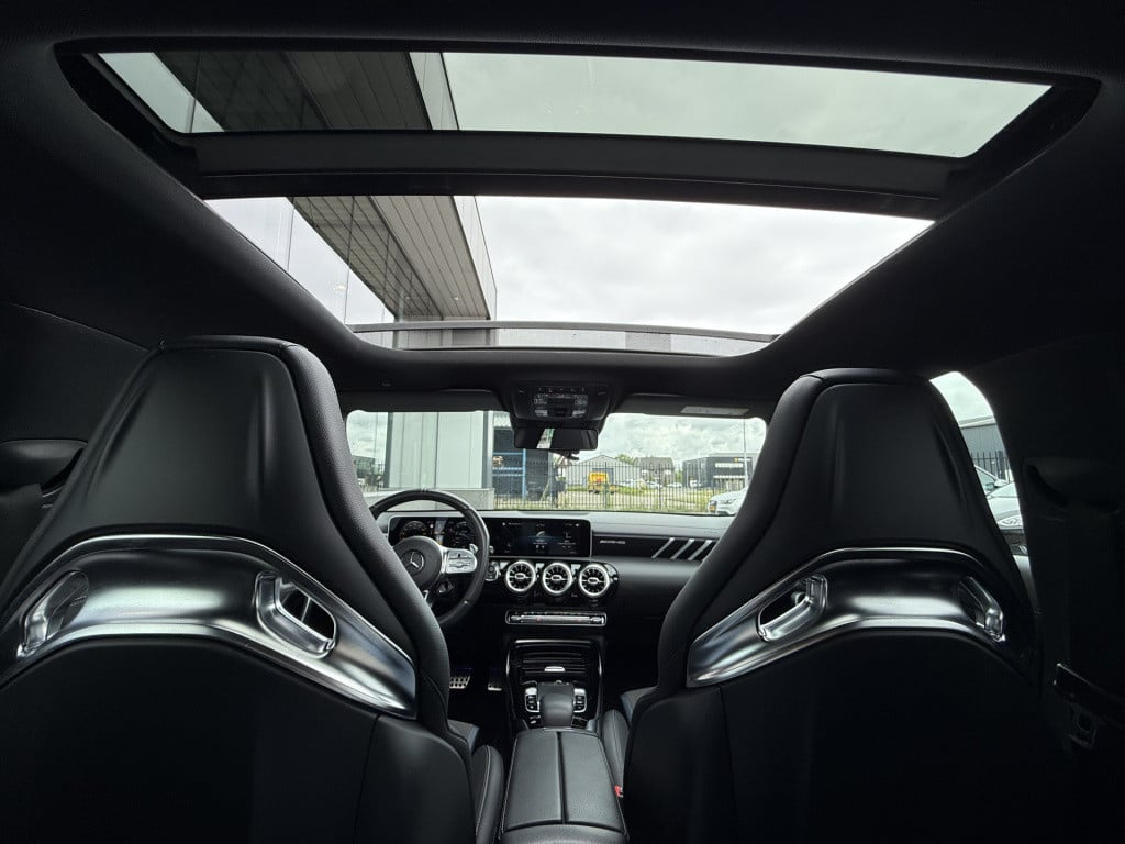 Mercedes-Benz A-Klasse amg 35 4matic edition 1 premium plus | burmester | p