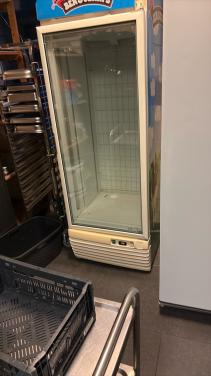 Ben & Jerry s glasdeur vrieskast