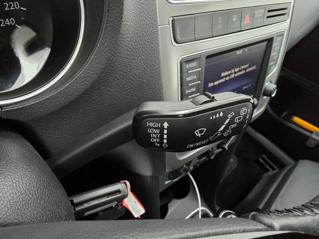 Volkswagen Polo occasion 1.0 bluemotion edition zeer zuinig met carplay rad