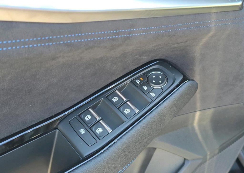 Renault Espace e-tech full hybrid 200 esprit alpine 5p. - pack around view 