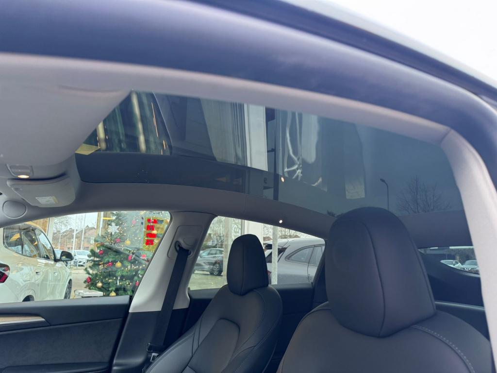 Tesla Model Y long range awd 75 kwh