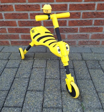 Loopfiets / driewieler Scuttlebug Bumblebee (nieuw € 38,00)