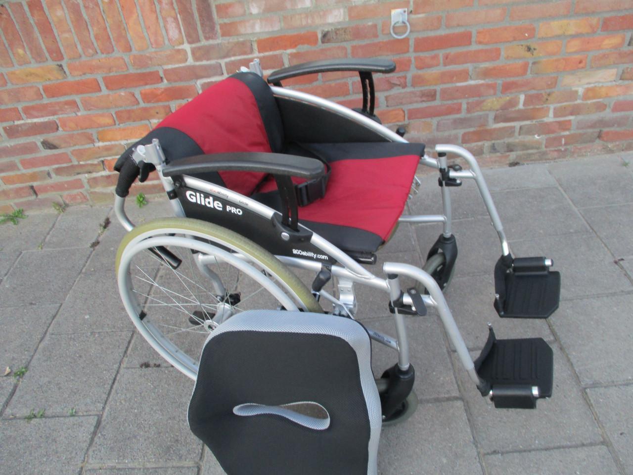 ULTRA lichtgewicht rolstoel met kussen (slechts 11,7 kg)