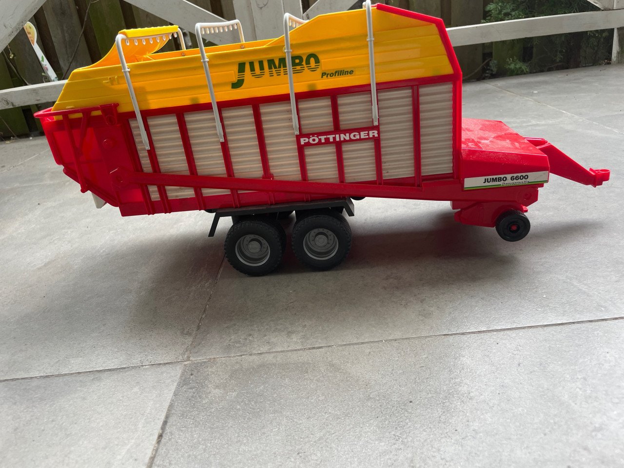 Bruder jumbo-kar pöttinger