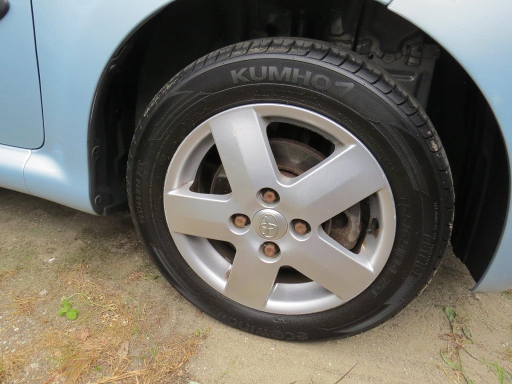 Toyota Aygo 1.0-12v sport