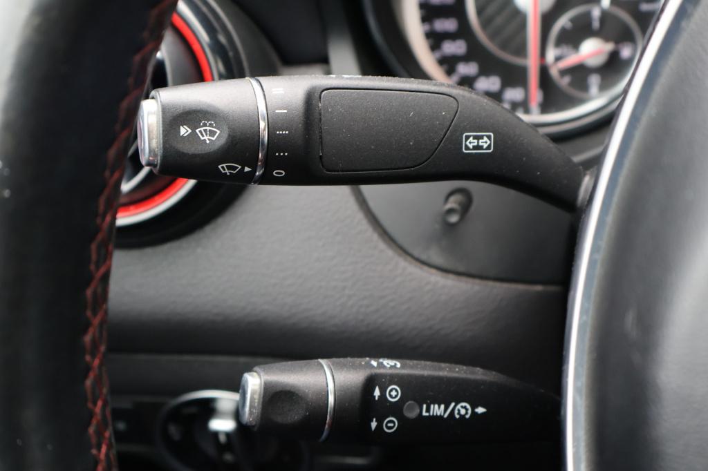 Mercedes-Benz Cla amg 45 4matic l 361 pk l dealer onderhouden l panoramadak