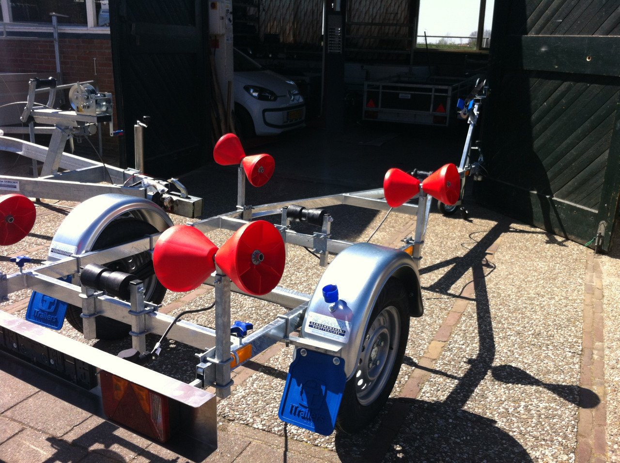 TTH BOOTTRAILERS