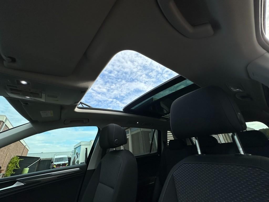 Volkswagen Tiguan Allspace 1.4 tsi comfortline 7p. trekhaak panoramadak ele