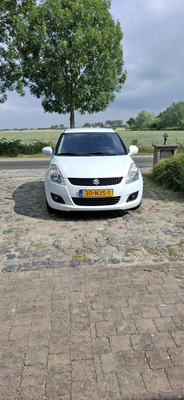 Suziki swift 2010