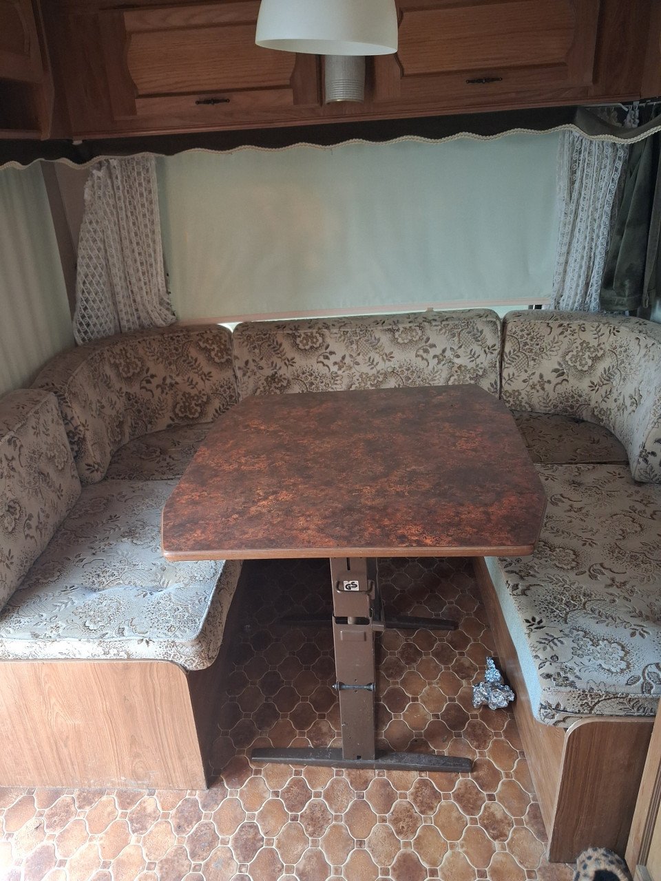 Te koop goedkope caravan