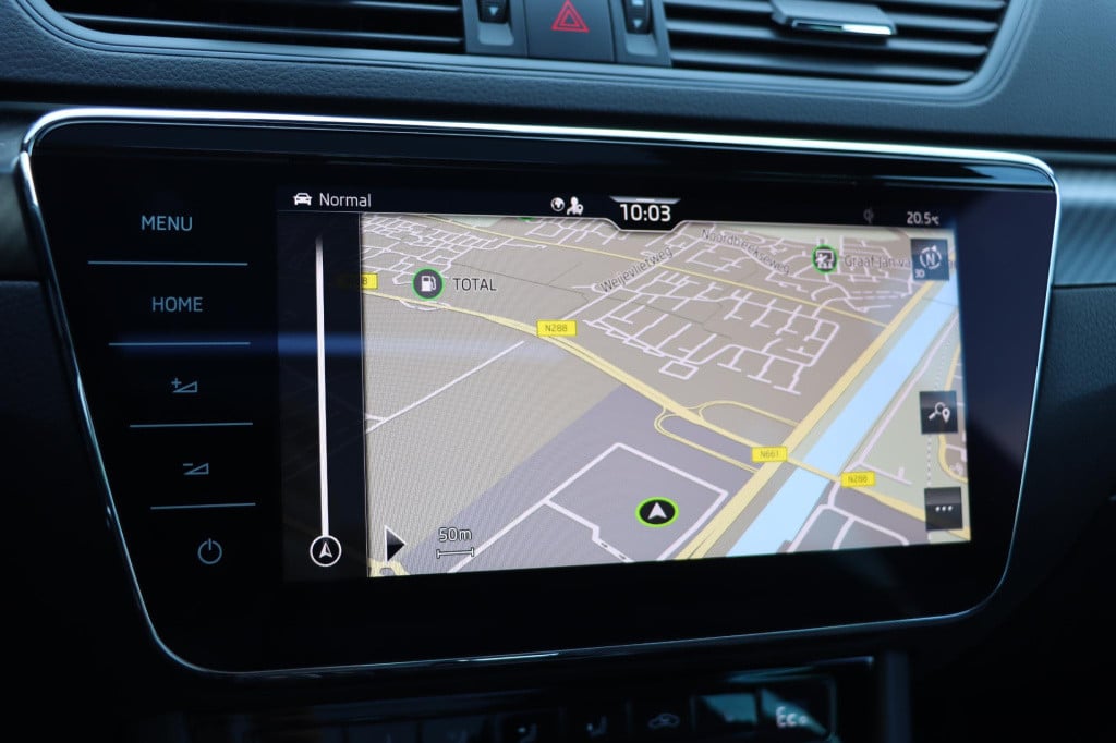 Skoda Superb combi 1.4 tsi iv sportline business