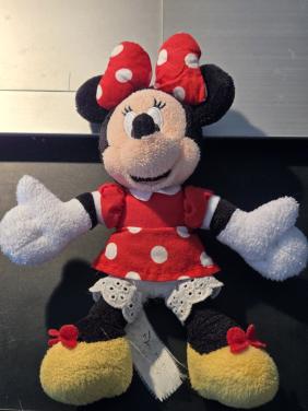 Kleine Disney-knuffel Minnie Mouse 18 centimeter hoog.