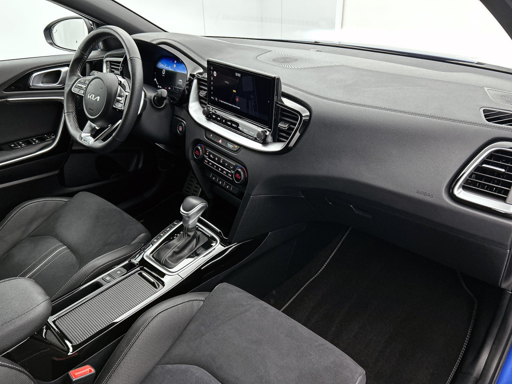 Kia Cee'd 1.5 t-gdi gt-line automaat panoramisch schuif/kanteldak | navigat