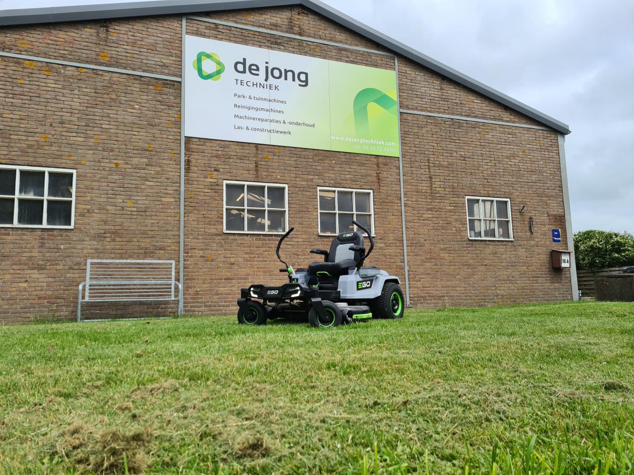 EGO zero turn accu zitmaaier 107cm