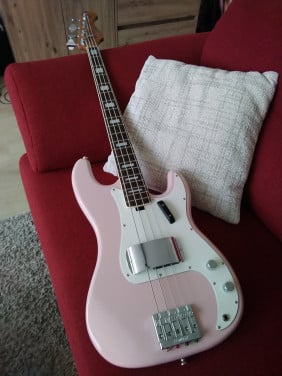 HB Precision Bass Shell Pink met veel upgrades ZGAN