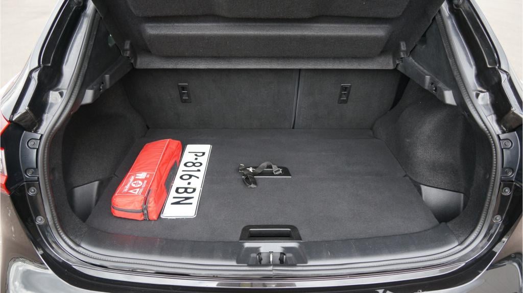 Nissan Qashqai 1.2 n-connecta rijklaar incl garantie