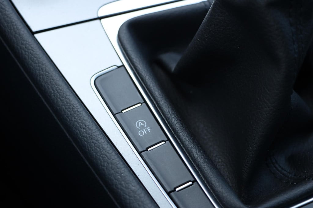 Volkswagen Golf 1.2 tsi business edition r connected