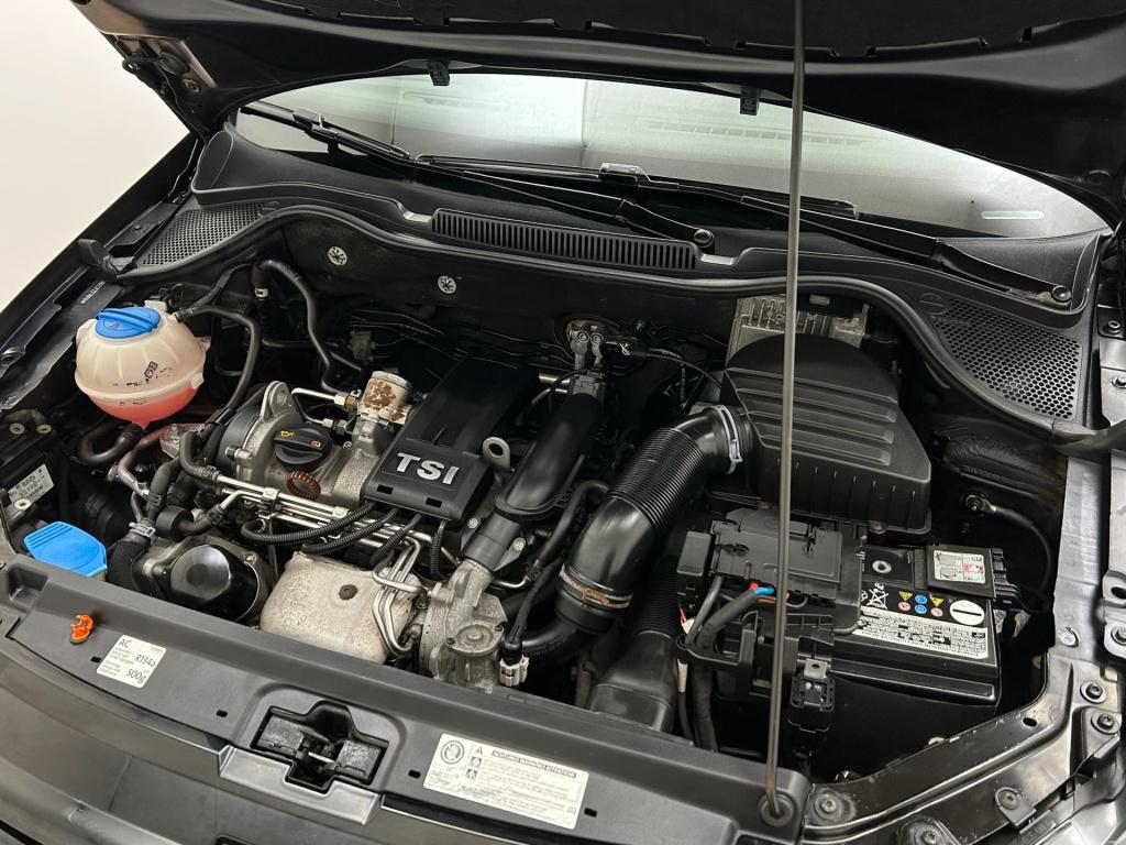 Volkswagen Polo occasion 1.2 tsi bluemotion comfortline | zwart | tweedehan