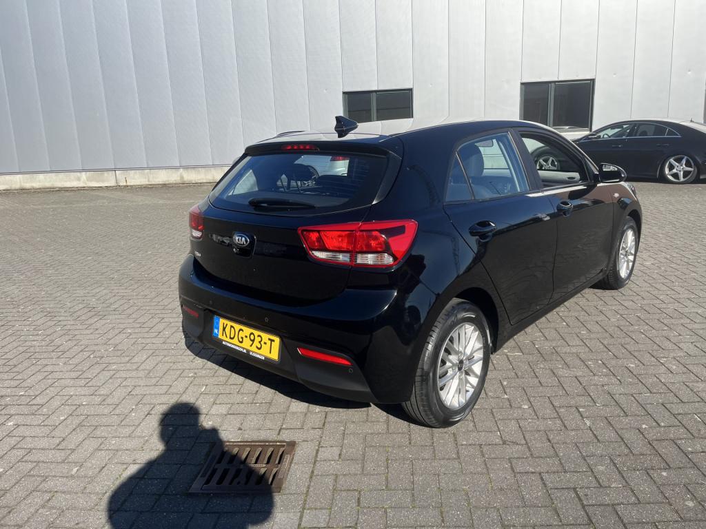 Kia Rio 1.2 cvvt economyline 17 dkm navi lmv pdc