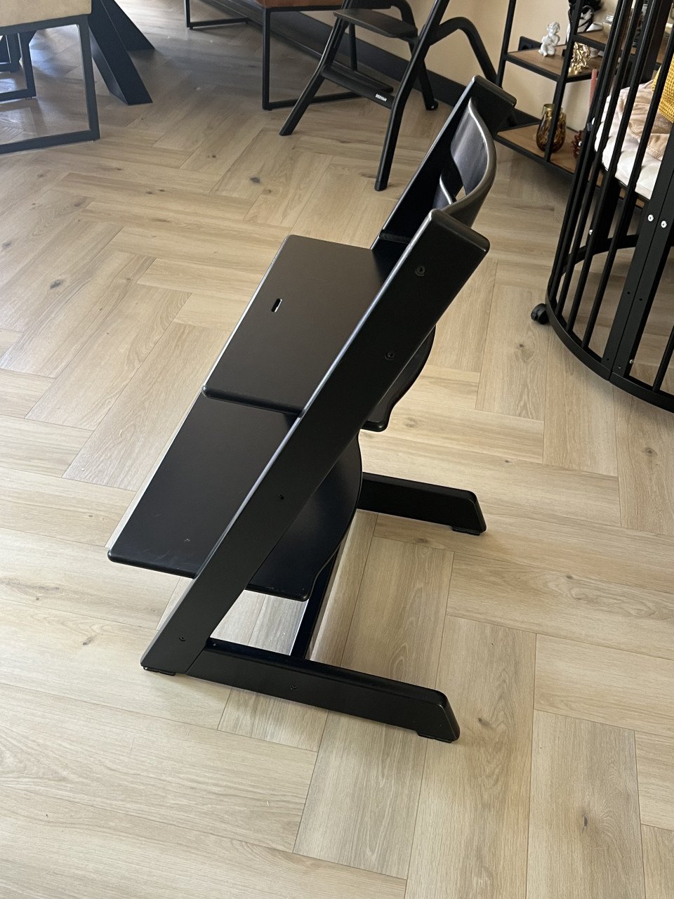 Zwarte Stokke trip trap stoel