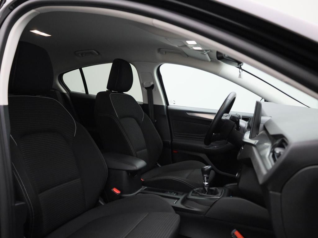 Ford Focus 1.0 ecoboost hybrid titanium | climate control | cruise control 