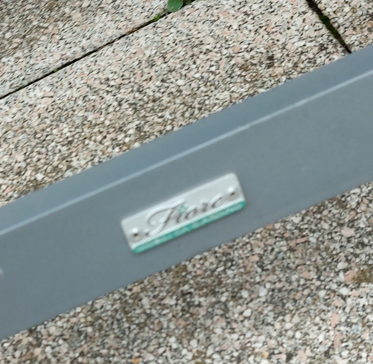Tuinstel tafel met 6 stoelen aluminium degelijk en zwaar