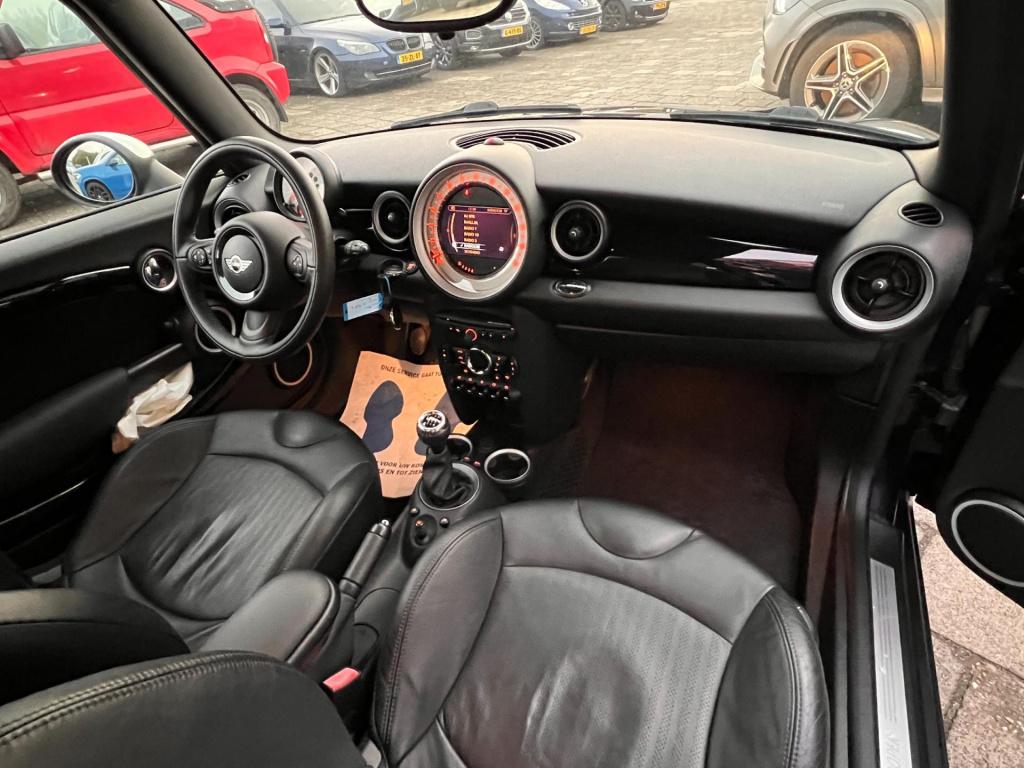 Mini Cooper mini 1.6 10 years ii, navigatie, leer, lm velgen enz...