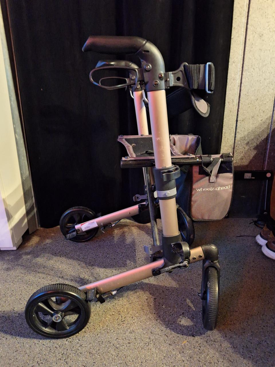 Wheelzahead Track lichtgewicht rollator