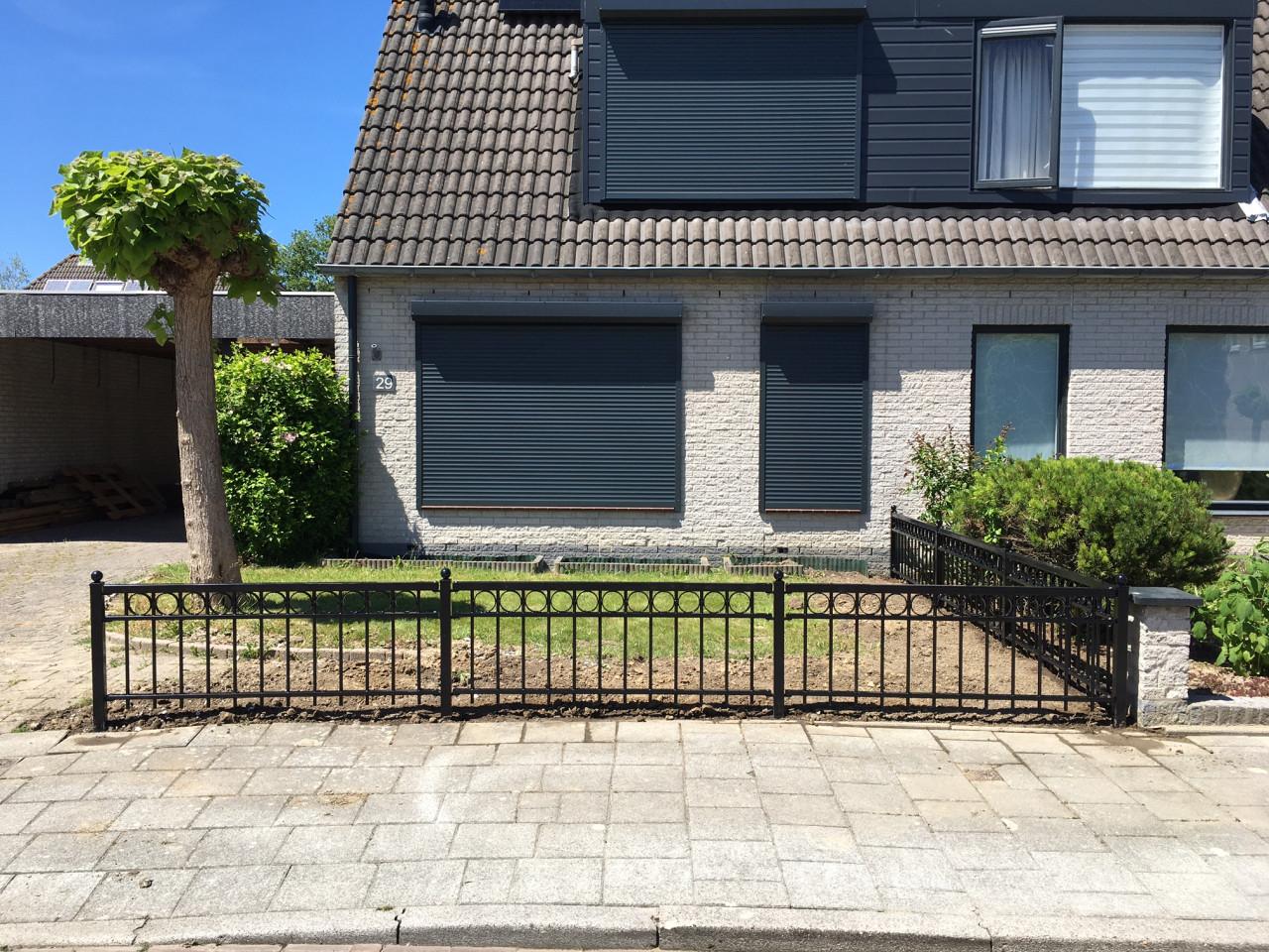 Hekwerken , elke kleur en maat en model is mogelijk.