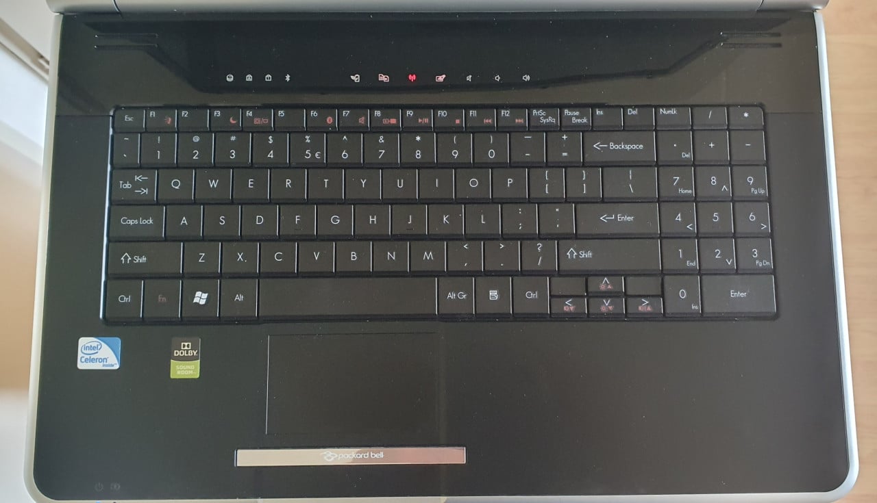 Laptop Packard Bell (Z book) 17.3 "
