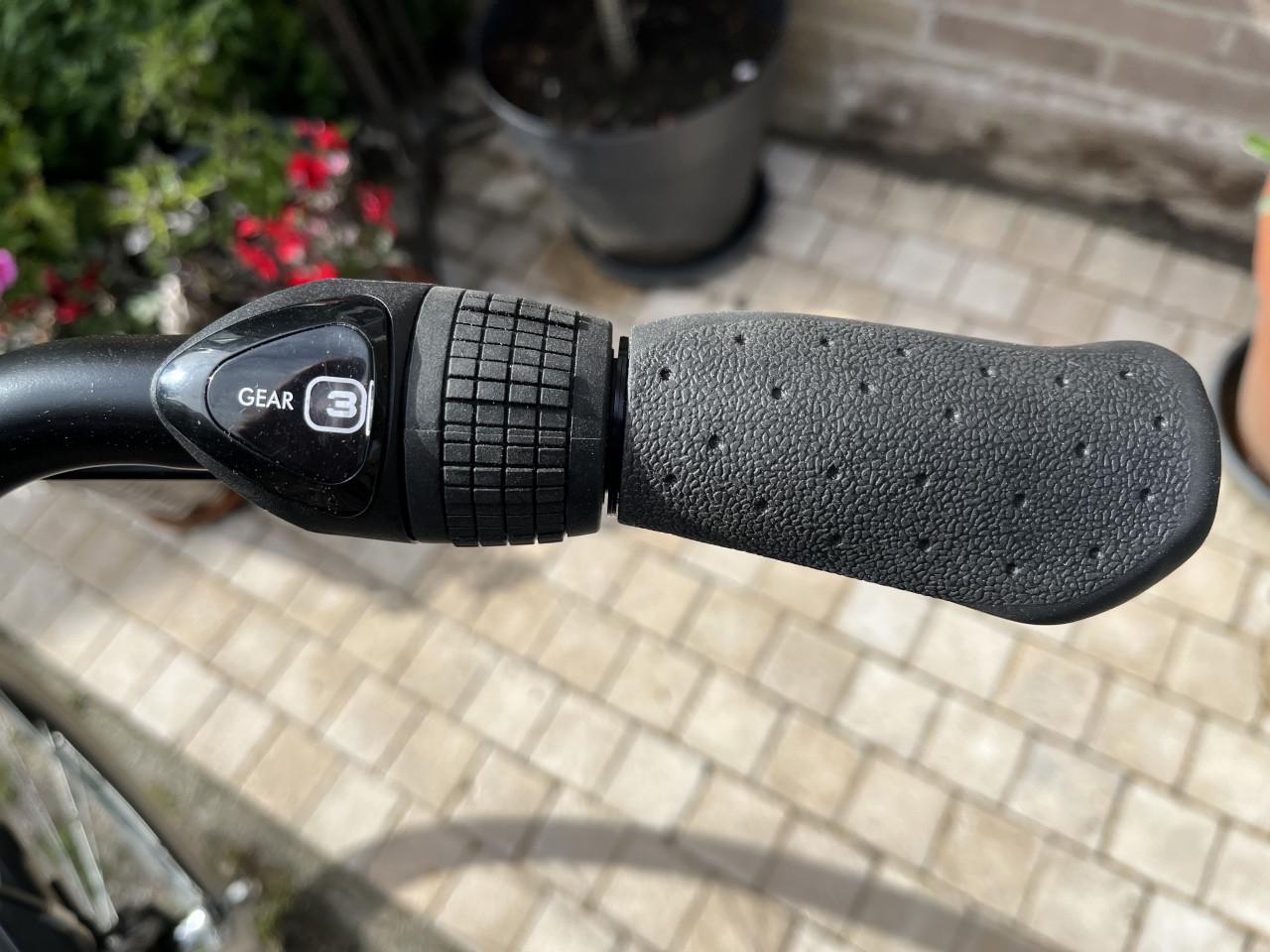 Jongensfiets Batavus Black ALS NIEUW GEMAAKT!!