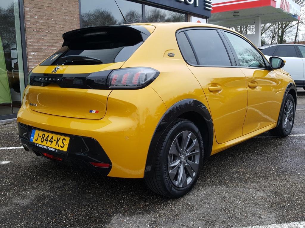 Peugeot 208 50kwh 136pk 3-fase allure pack apple carplay & android auto | 3