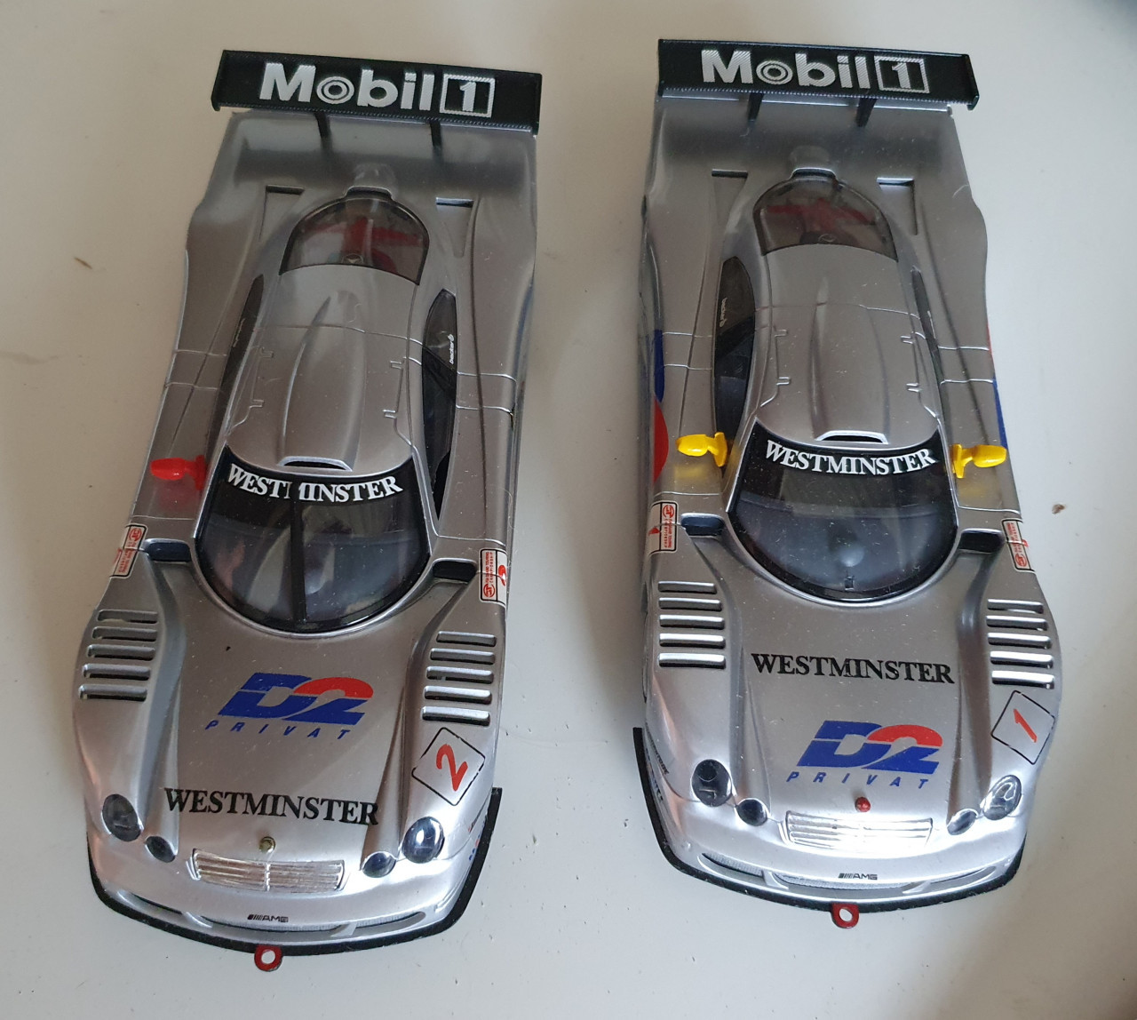 Scalextric Le Mans 24hr racebaan met 2x Mercedes CLK GT1