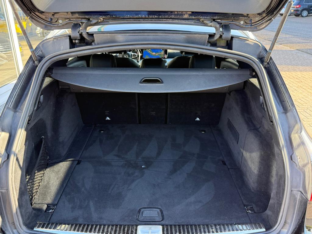 Mercedes-Benz E-Klasse estate 220 d business solution amg