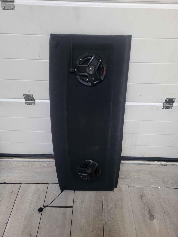 Hoedenplank Polo Cross/Fun 2004 + JVC speakers